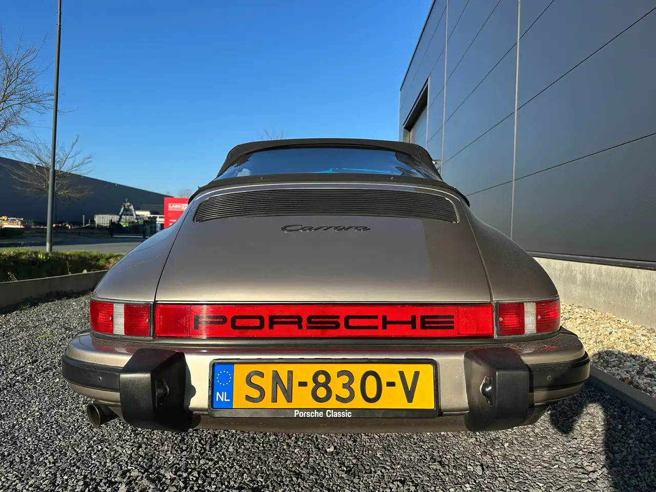 Porsche 911 3.2 Carrera Cabriolet, foto 9
