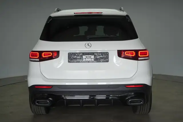 Mercedes-Benz GLB view 6