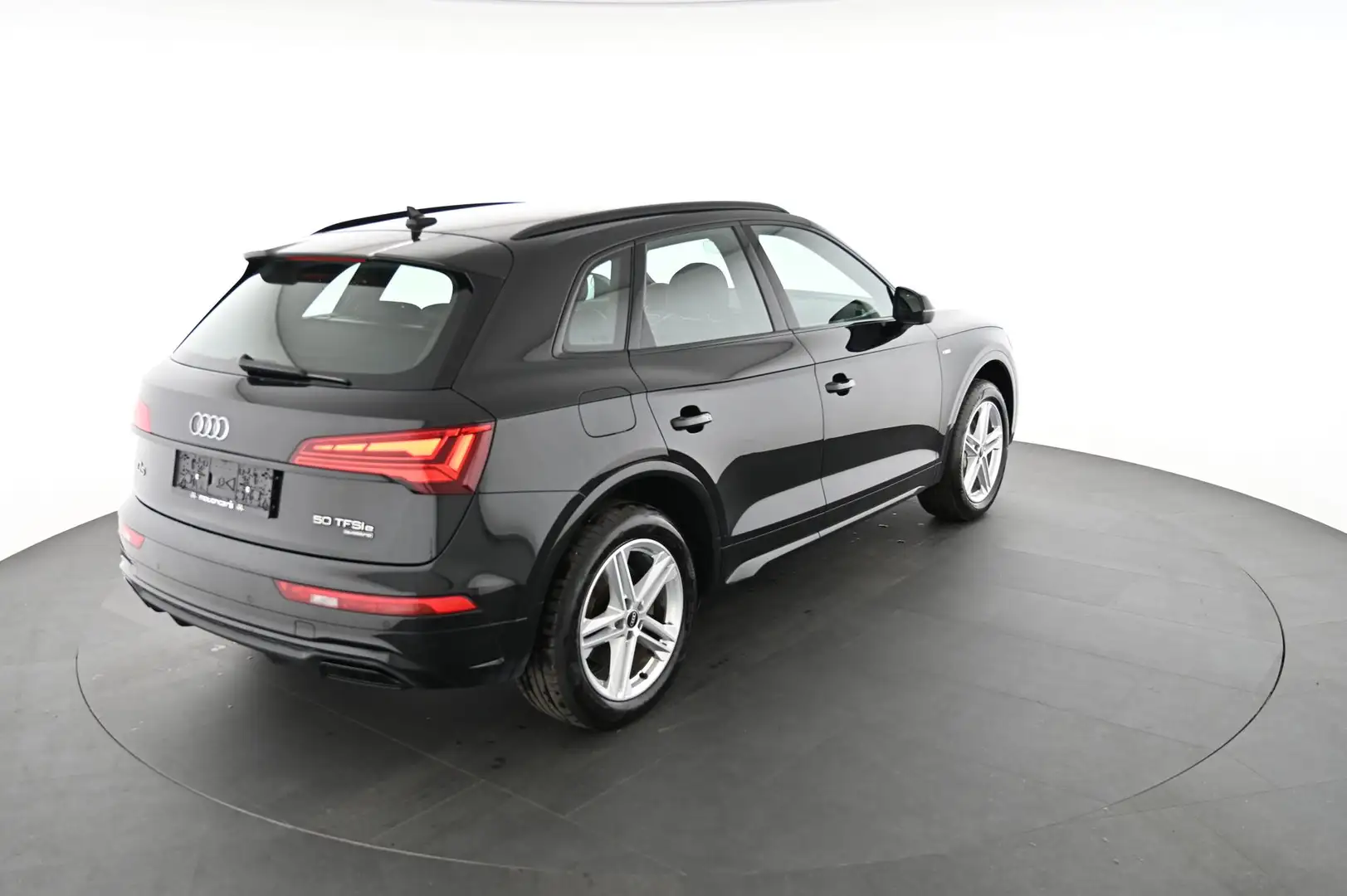 Audi Q5 50 2.0 TFSI e quattro S-line S Tronic Aut, Schwarz - 2