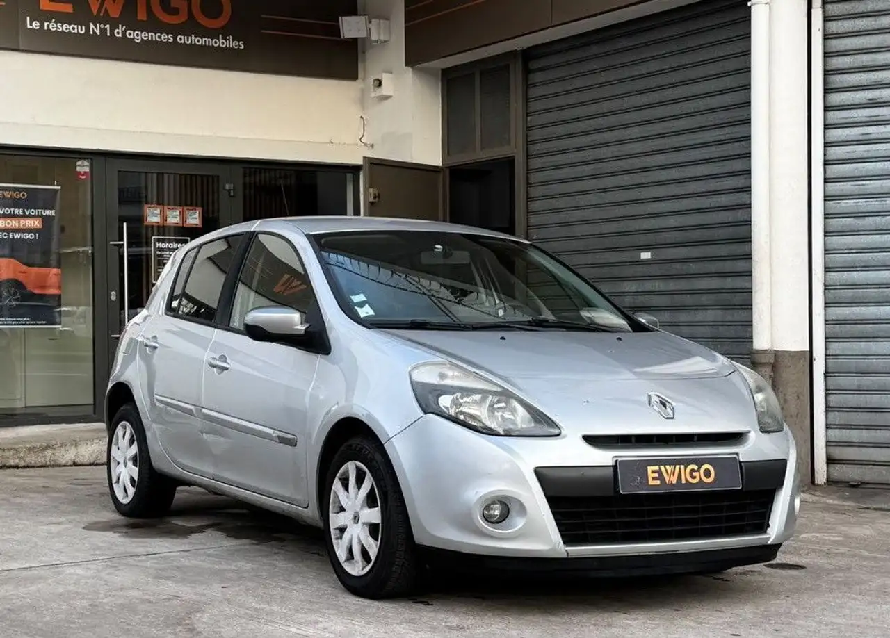 Renault Clio 1.5 dci 90 dynamique + radar ar clim rÃ©