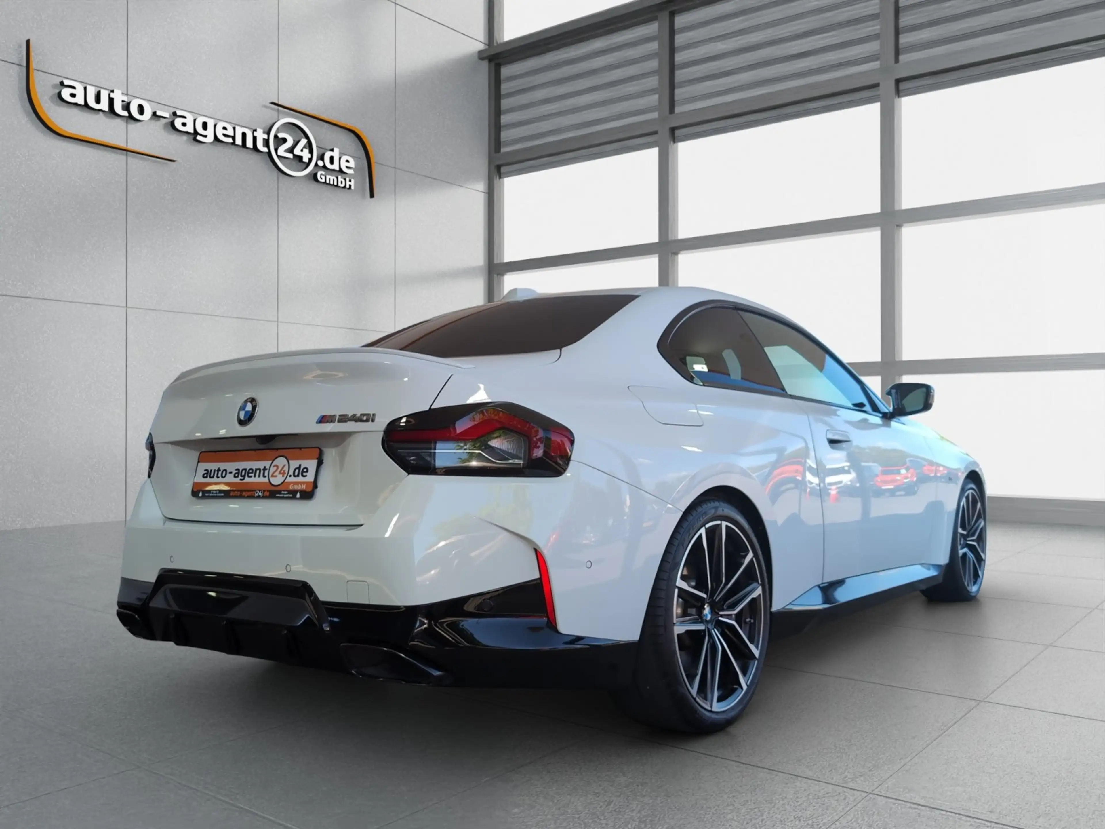 BMW M2 40i /HUD/ACC/H&K/Keyless/Memory/LiveCockpitPro/Wid — photo 4