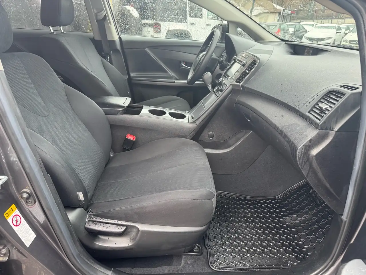 Toyota Venza снимка Toyota Venza