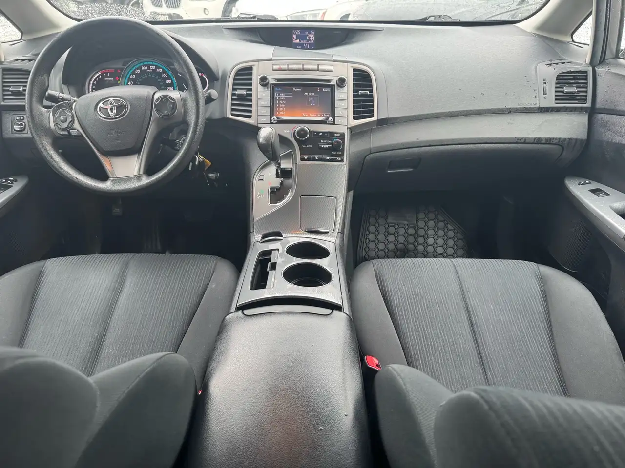 Toyota Venza снимка Toyota Venza