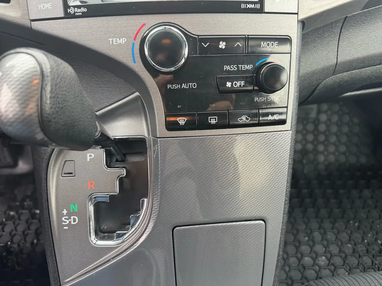 Toyota Venza снимка Toyota Venza