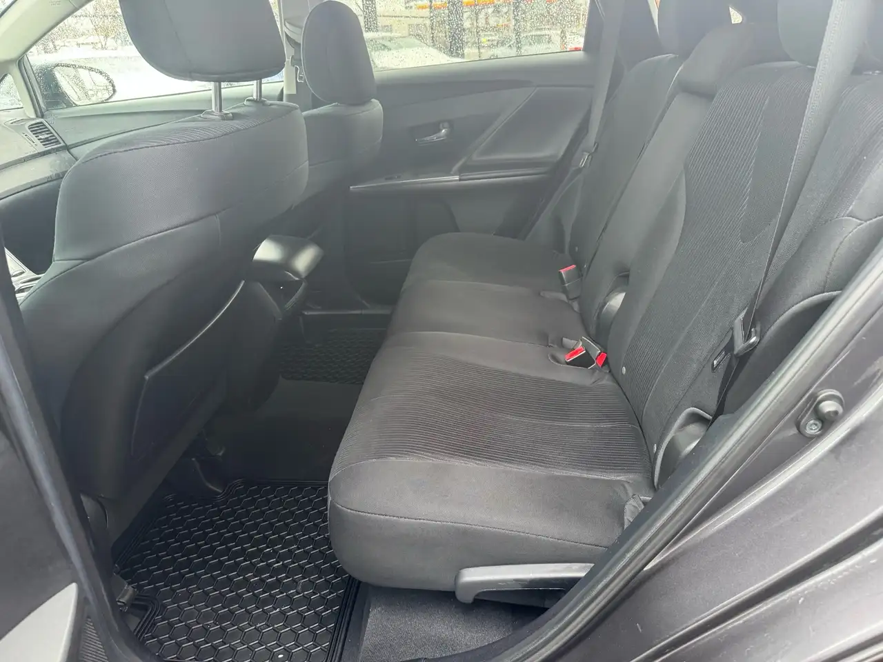 Toyota Venza снимка Toyota Venza
