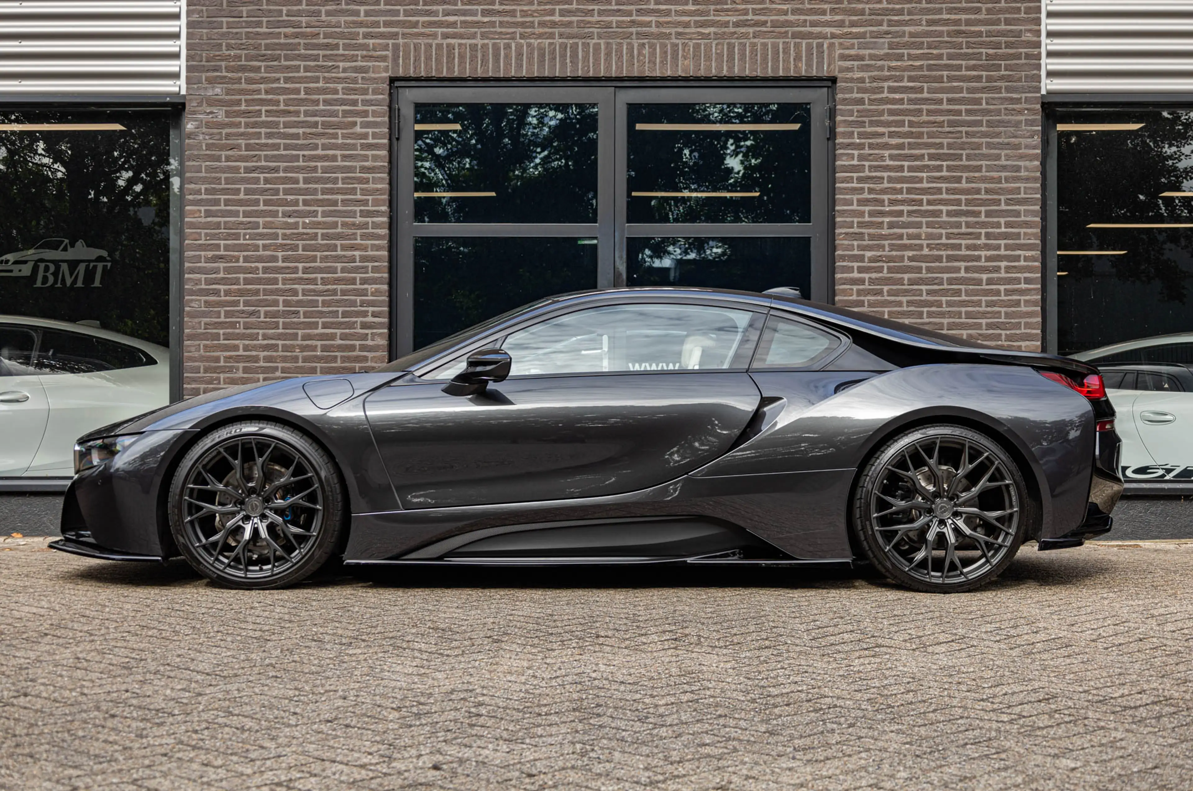 BMW i8 I12 / NAP / Head-Up / HK / 22 Inch / Keyless — photo 4