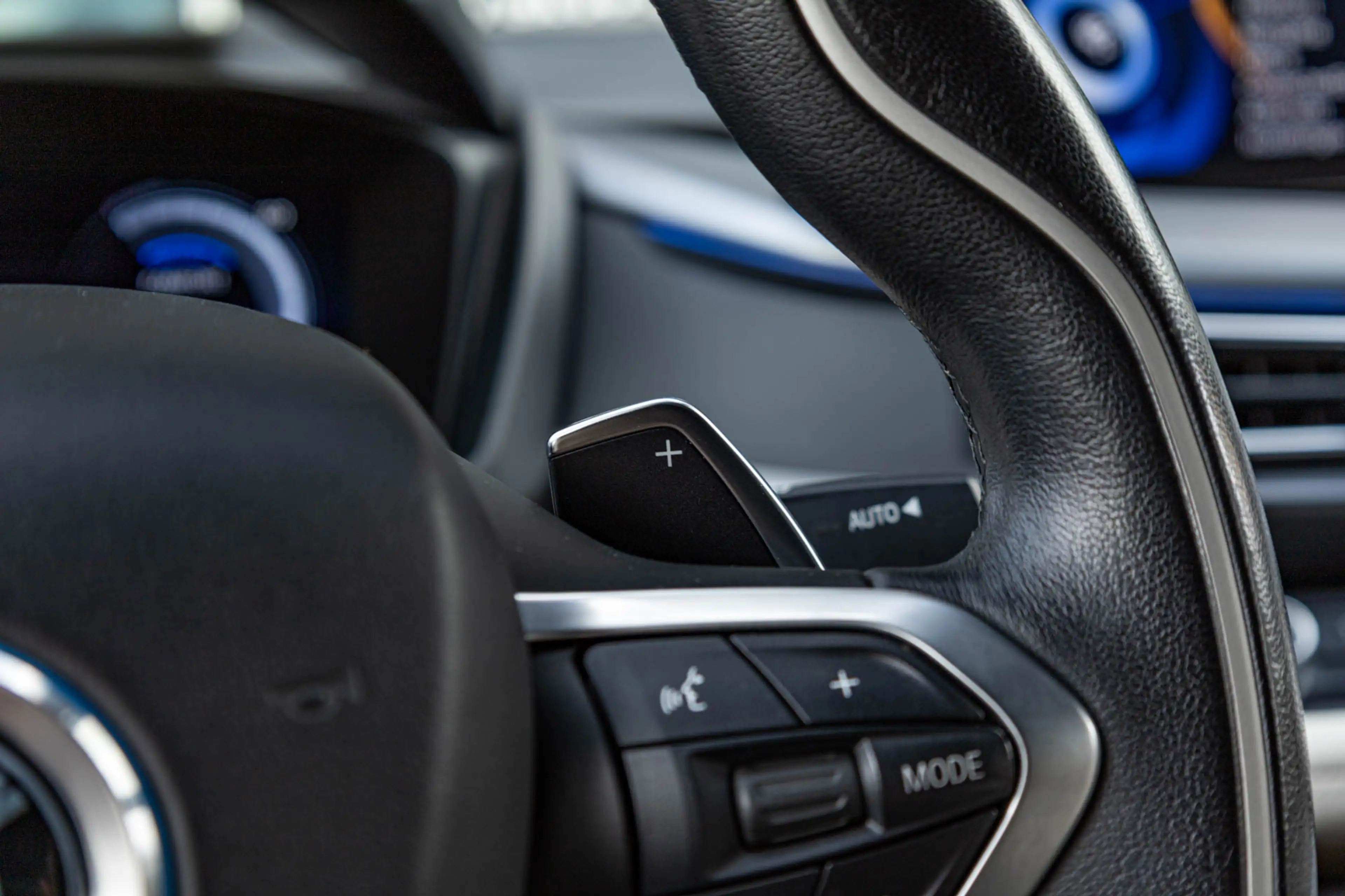 BMW i8 I12 / NAP / Head-Up / HK / 22 Inch / Keyless — photo 22