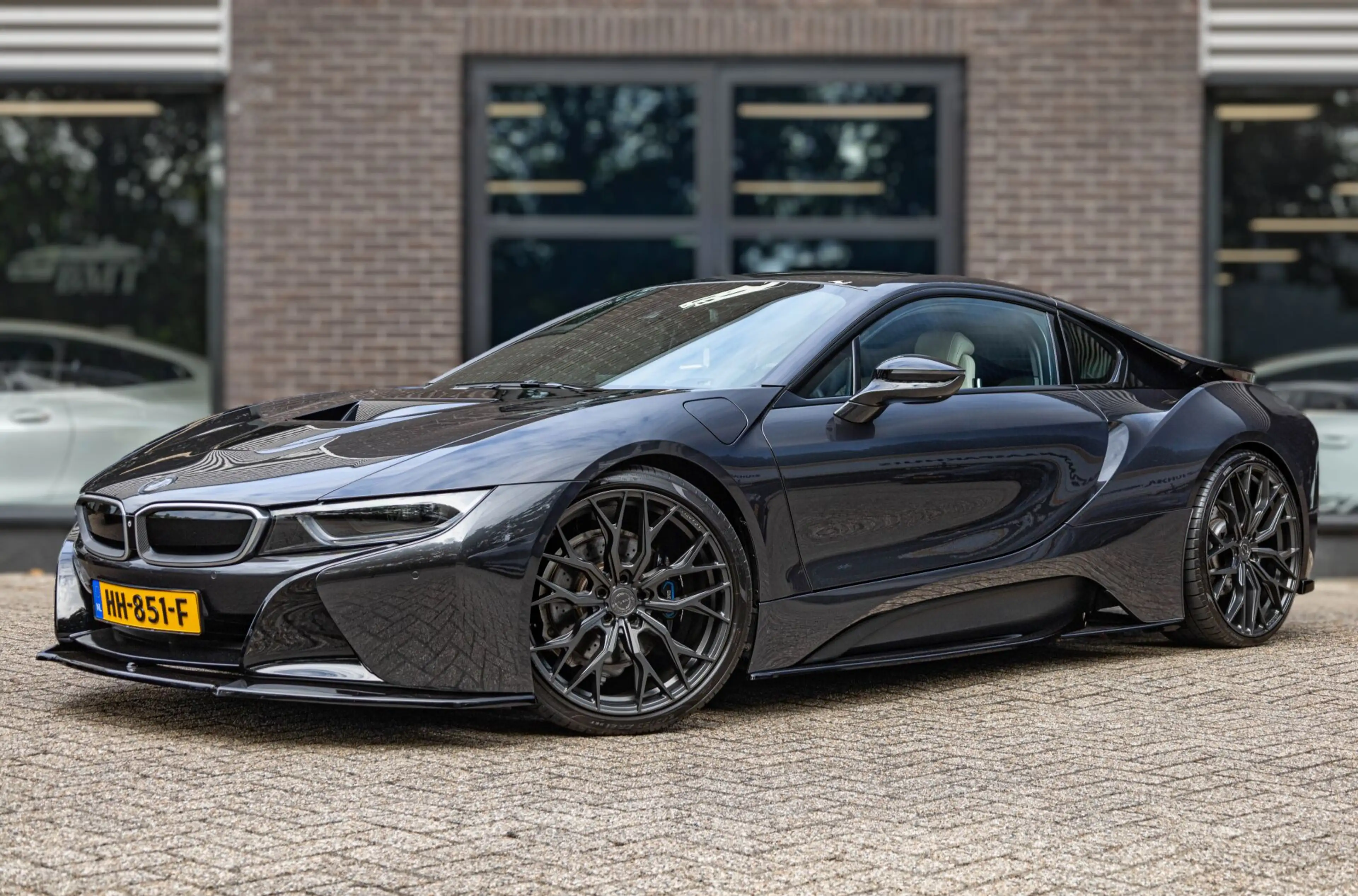BMW i8 I12 / NAP / Head-Up / HK / 22 Inch / Keyless — photo 3