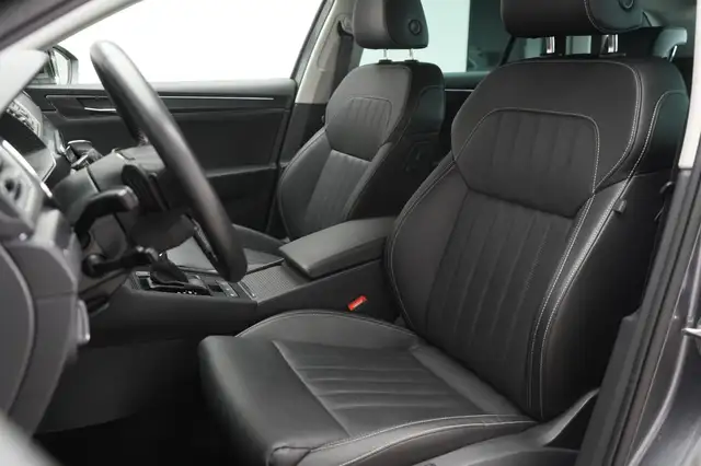 Skoda Superb view 11