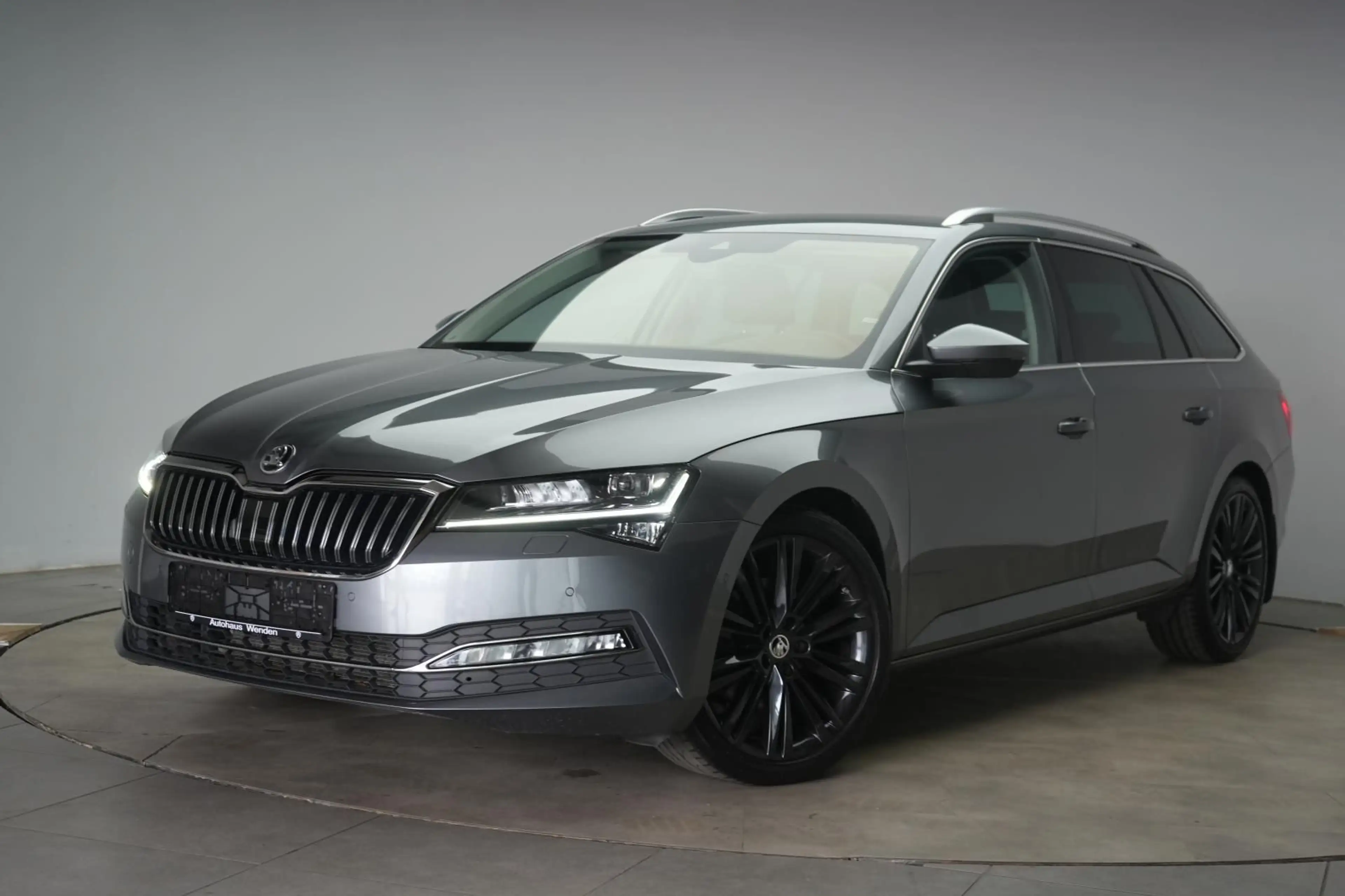 Skoda Superb 2.0 TDI 4x4 DSG Style Leder/ACC/Kamera/AH — photo 3