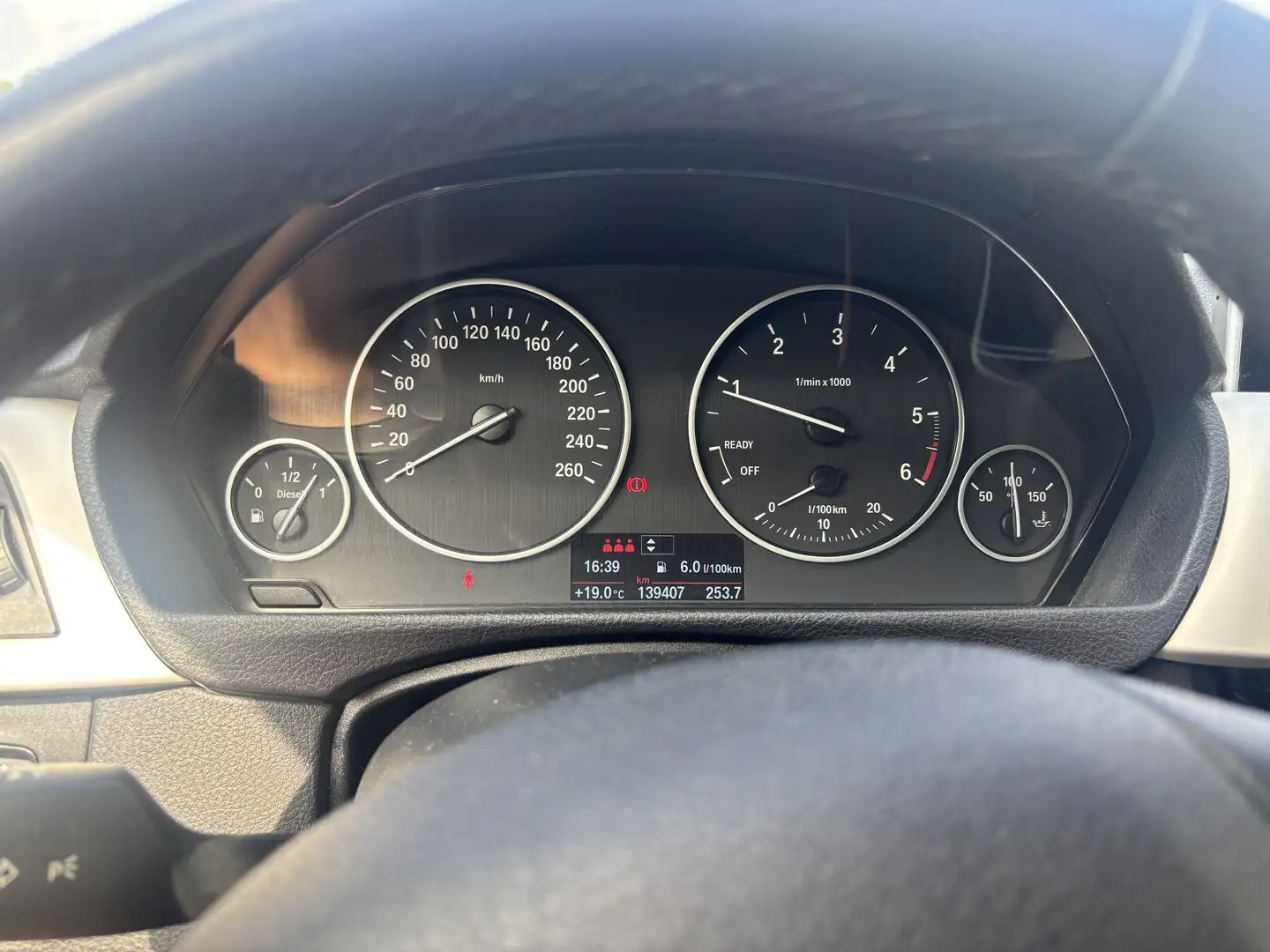 BMW 316 316d Touring Advantage - 2