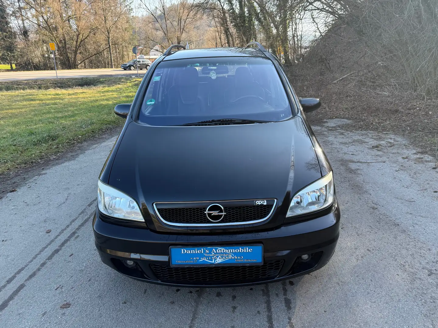 Opel Zafira Zafira 2.0 OPC Schwarz - 1