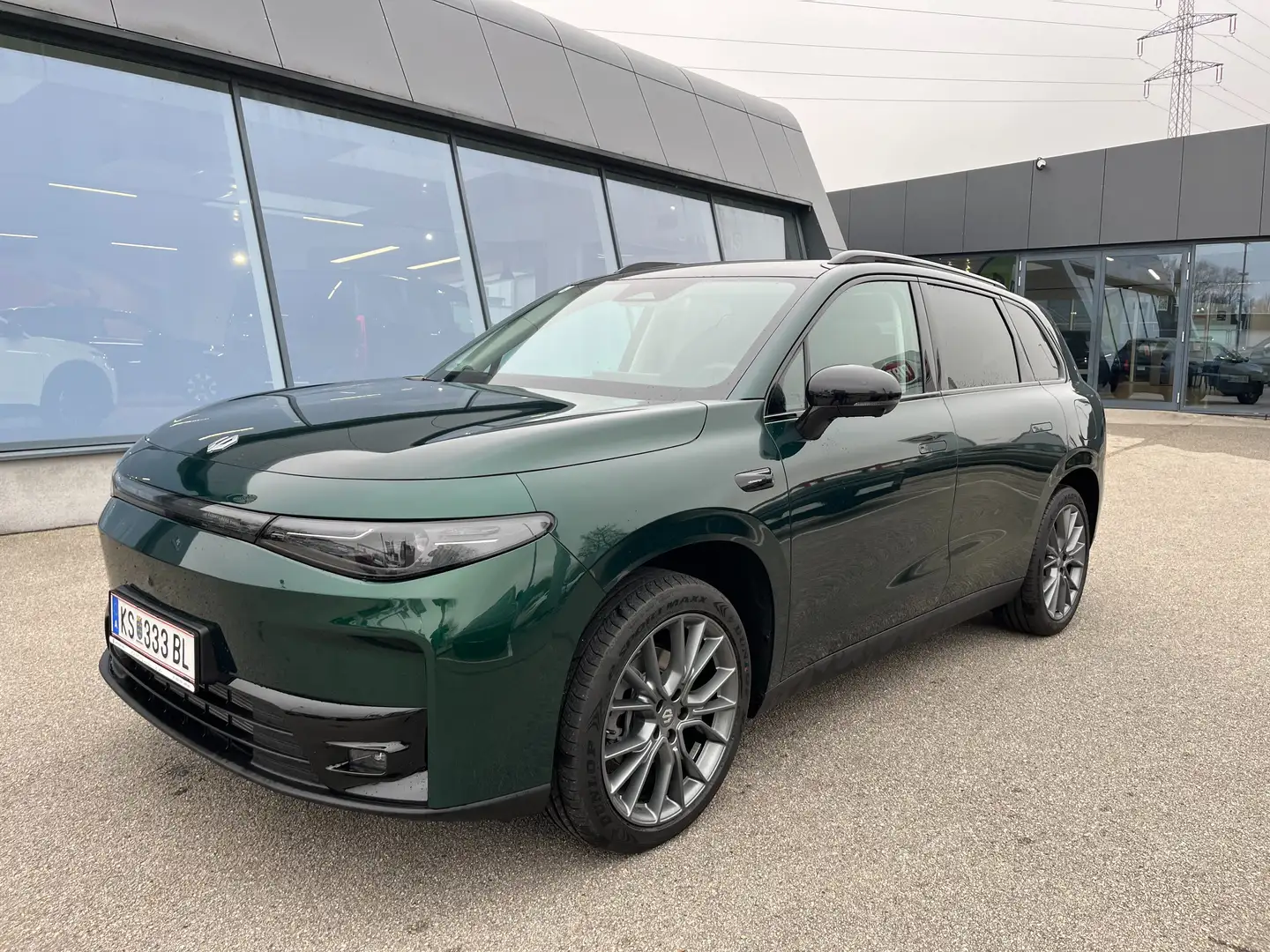 Leapmotor C10 Design - REEV - Range Extender - 950km Reichweite Grün - 2