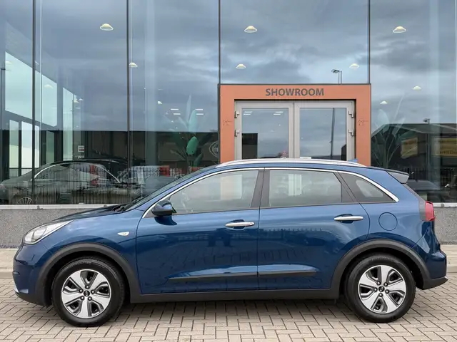 Kia Niro view 6
