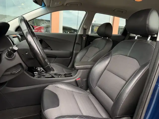 Kia Niro view 4