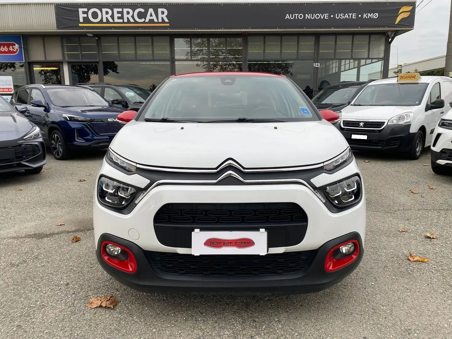 Citroen C3 C3 III  1.2 puretech Shine  Distribuzione eseguita Blanc - 2