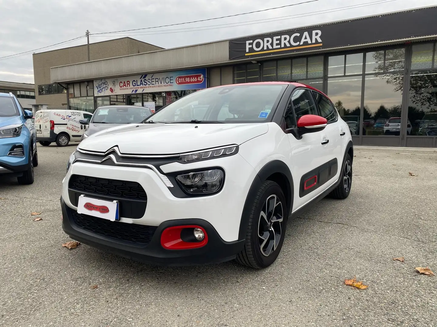 Citroen C3 C3 III  1.2 puretech Shine  Distribuzione eseguita Blanc - 1
