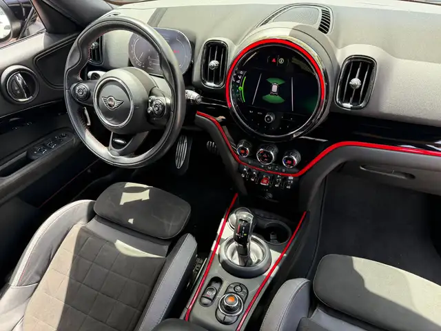 MINI Countryman view 7