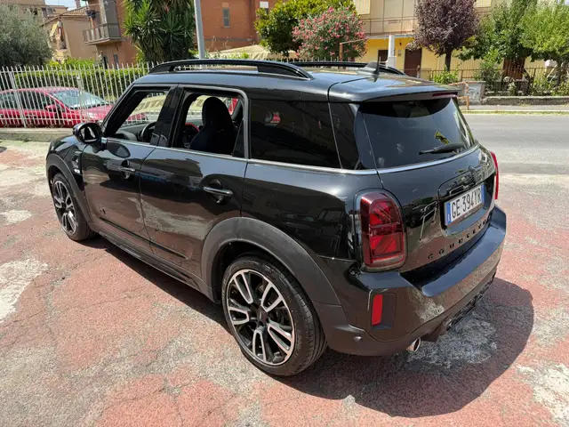 MINI Countryman view 4