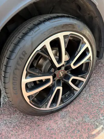 MINI Countryman view 13