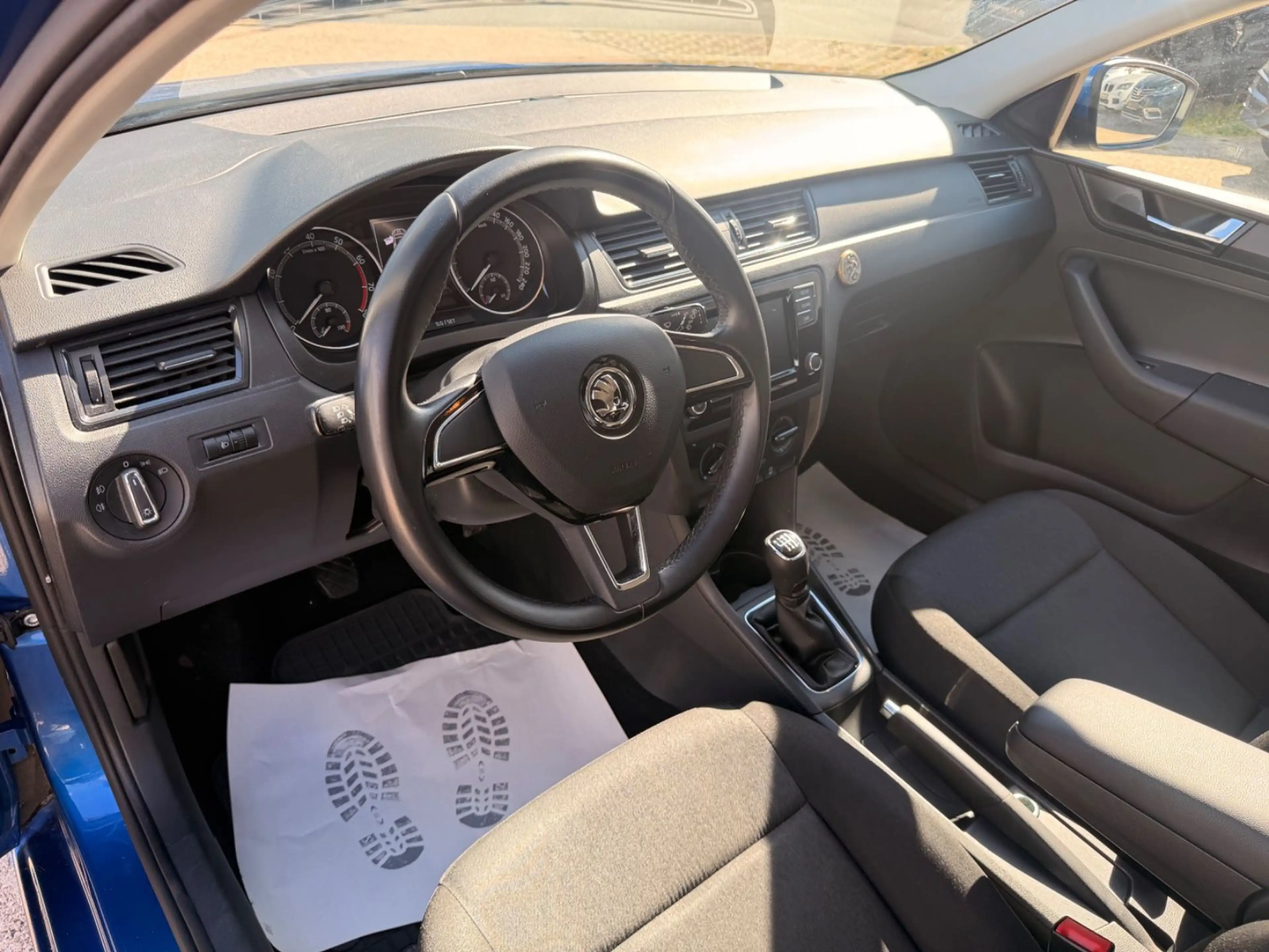 Skoda Rapid/Spaceback Spaceback Cool Edition — photo 9