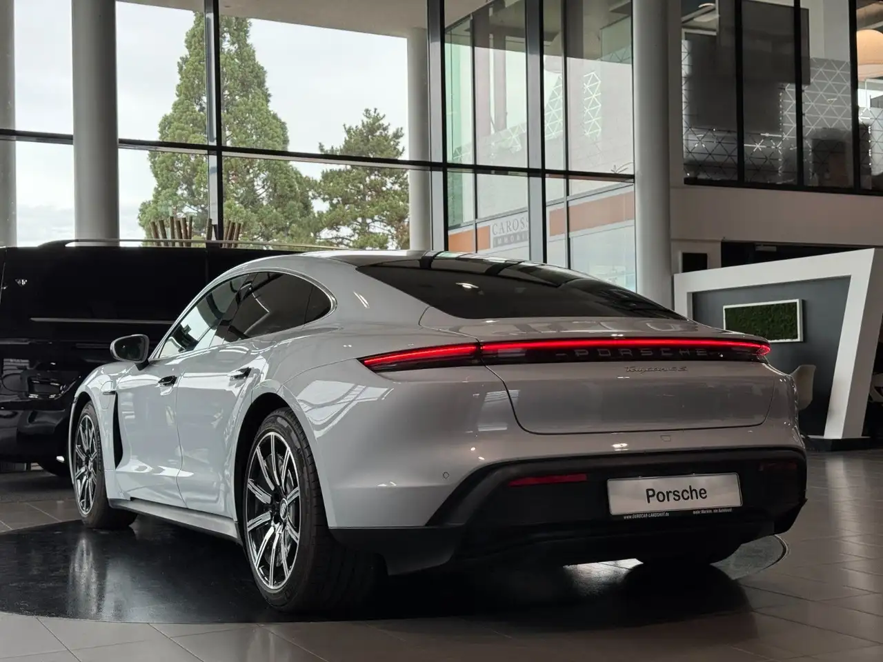 Porsche Taycan 4S Chrono PerformanceBatt HUD PDLS+ ACC, миниатюра 2