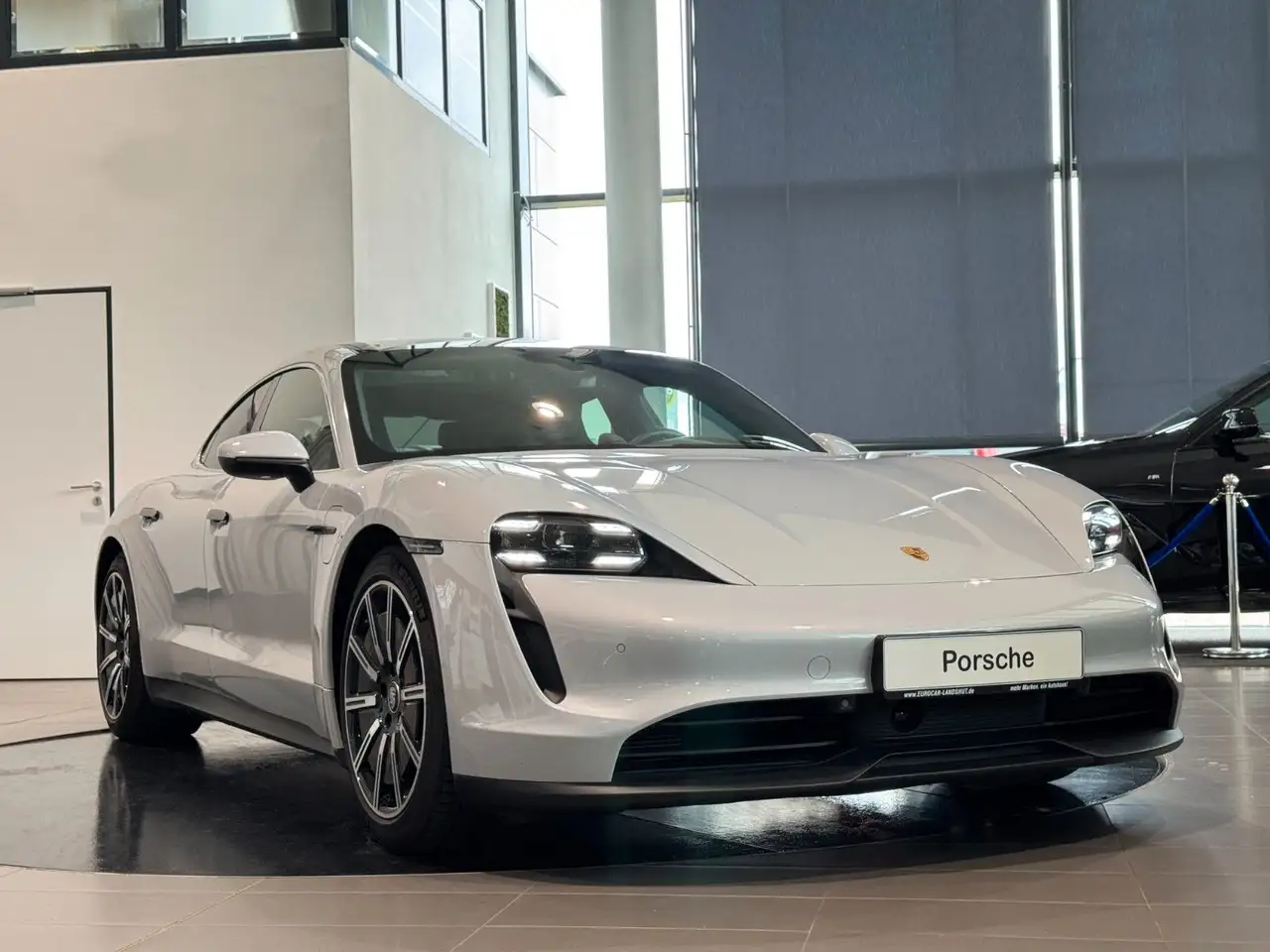 Porsche Taycan 4S Chrono PerformanceBatt HUD PDLS+ ACC, миниатюра 3