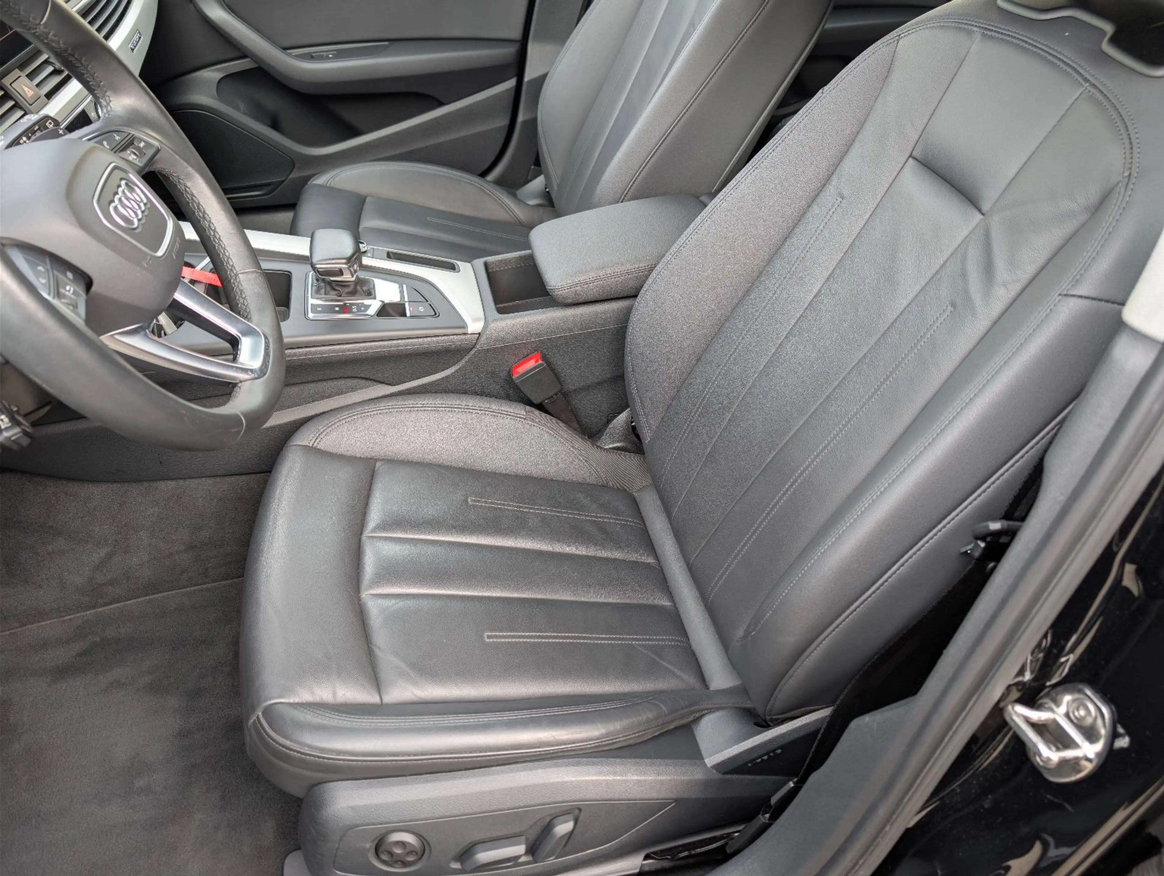 Audi A4 Avant 40 TFSI quattro advanced — photo 9