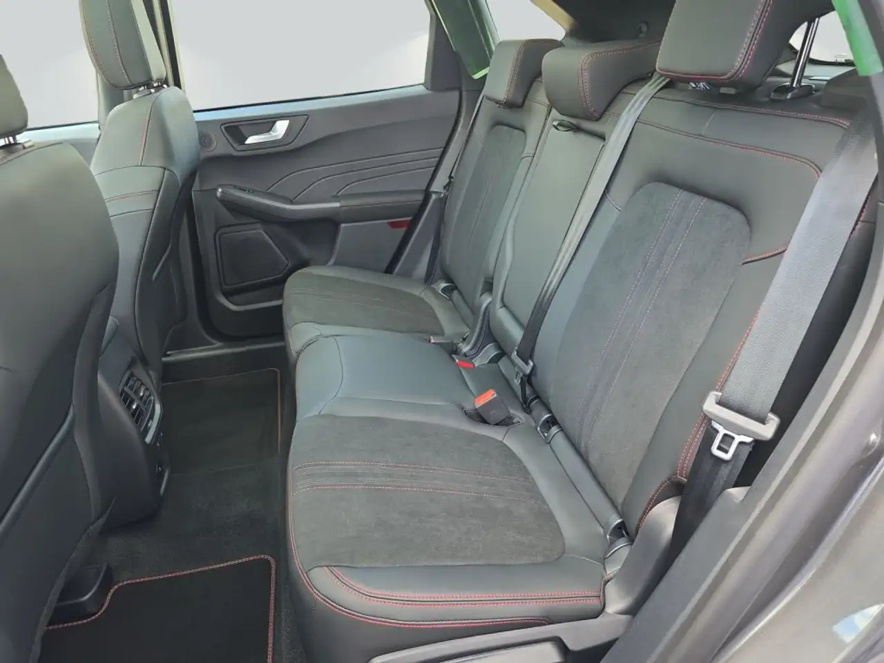 Ford Kuga ST-LINE X 2.5 PHEV *Vollausstattung* 11