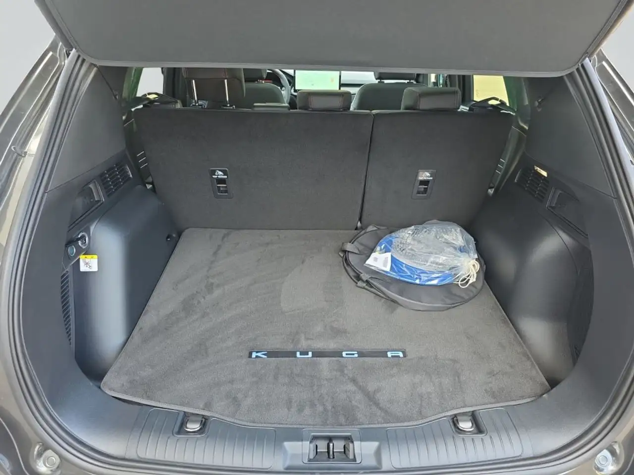 Ford Kuga ST-LINE X 2.5 PHEV *Vollausstattung* 13