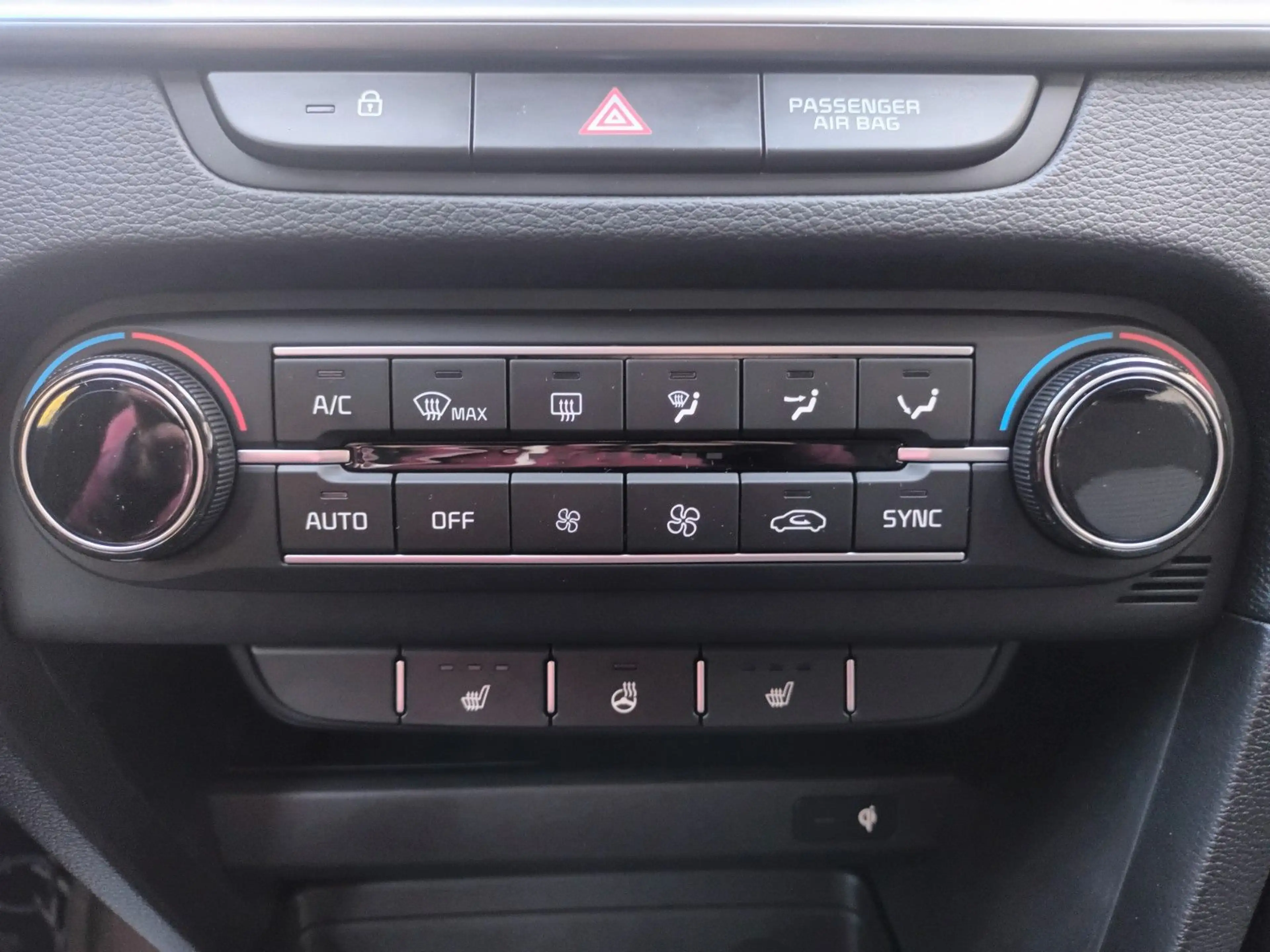 Kia Ceed SW / cee'd SW CEED SPORTWAGON 1.5T-GDI TOP BUSINESS DCT7 NAVI! — photo 9