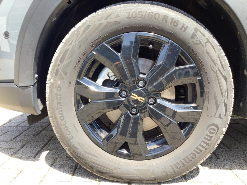 Dacia Jogger 1.6 HYBRID 140 e e) Extreme *LED*TWA*LM — photo 13