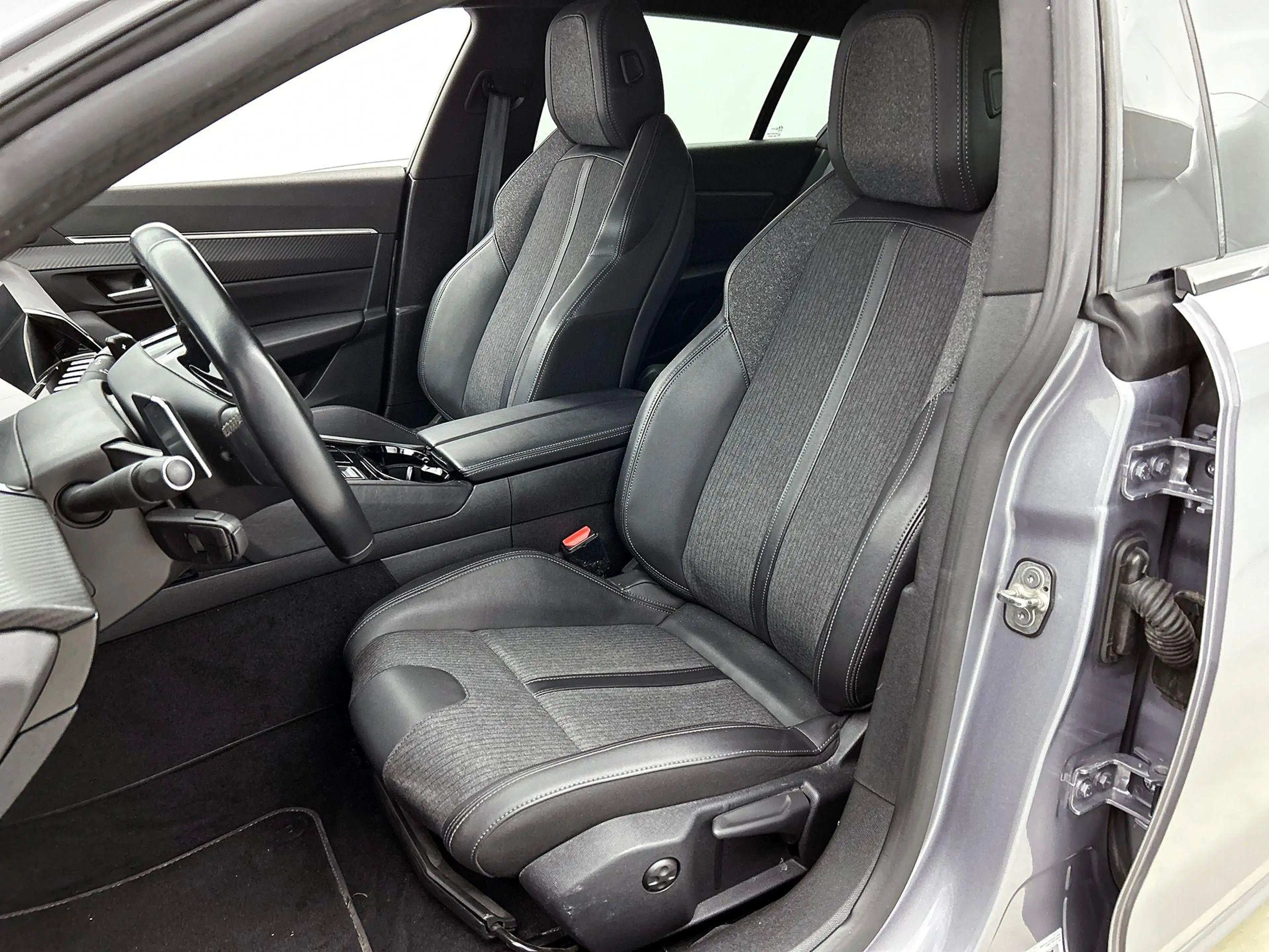 Peugeot 508 SW 1.6 HYbrid 225 Allure CAMERA | NAVI & CARPLAY | — photo 8