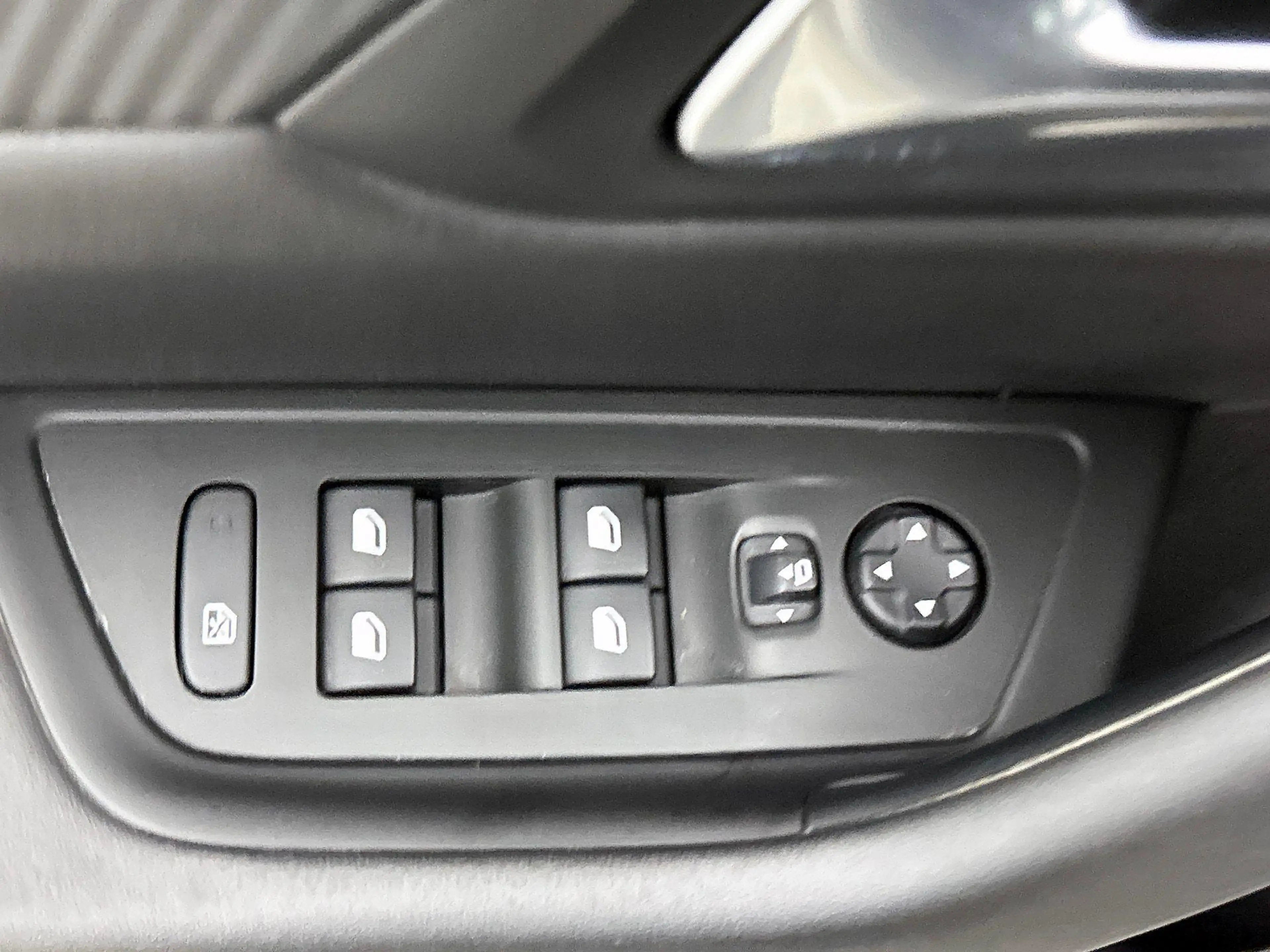 Peugeot 508 SW 1.6 HYbrid 225 Allure CAMERA | NAVI & CARPLAY | — photo 37