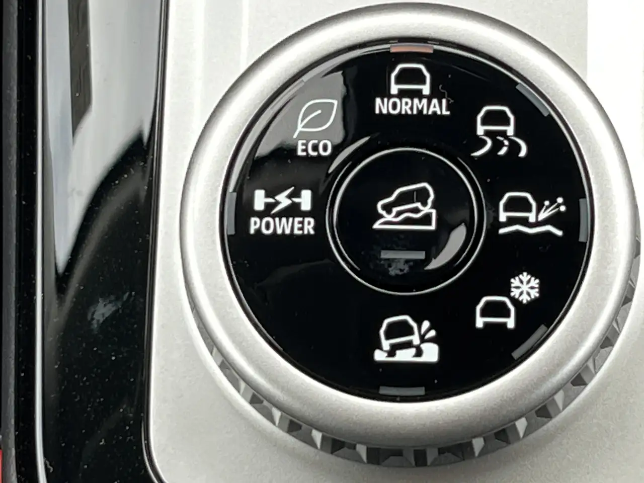 Mitsubishi Outlander снимка Mitsubishi Outlander