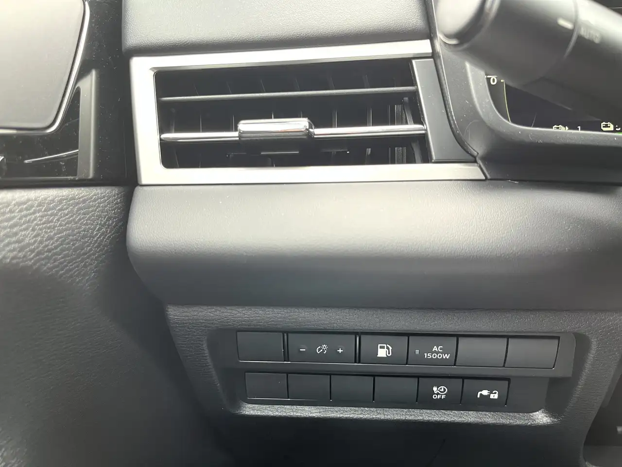 Mitsubishi Outlander снимка Mitsubishi Outlander