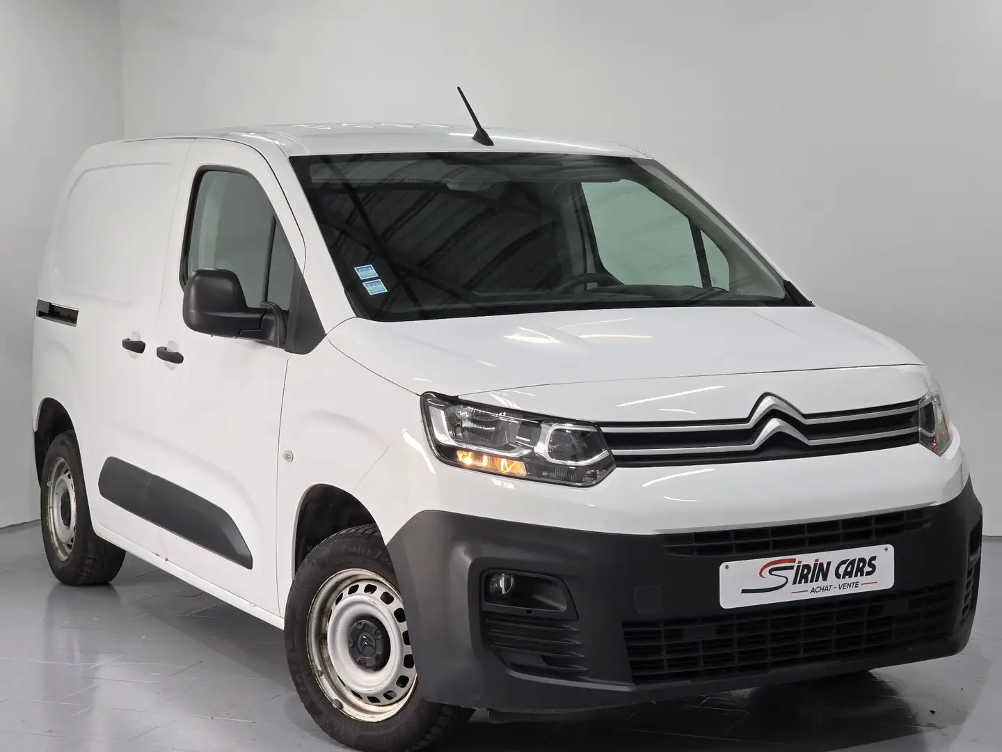 Citroen Berlingo 1.5 BlueHDi * Airco * 3 Places * Carnet complet - 1