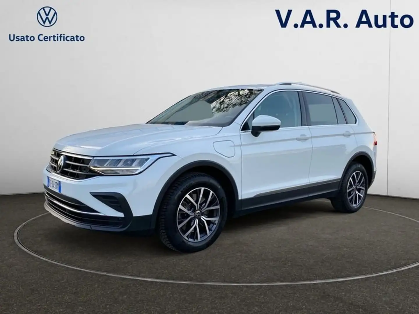 Volkswagen Tiguan 1.4 TSI eHYBRID DSG Life - 1