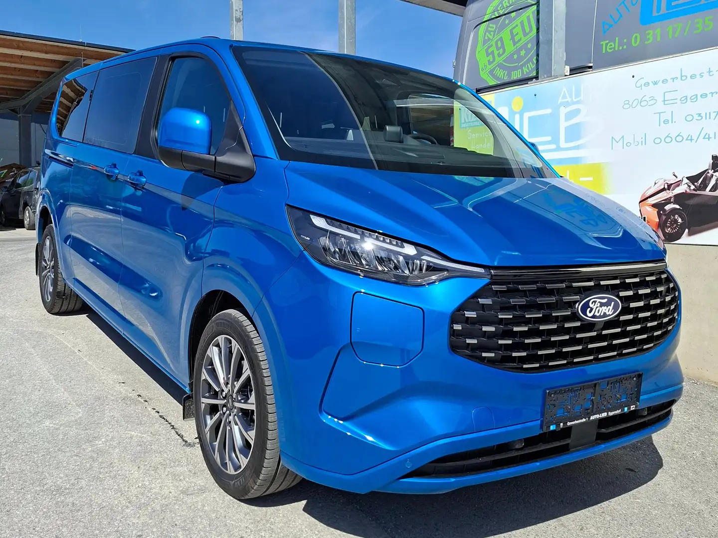 Ford Tourneo Custom Plug-in Hybrid 340 L2 Tourneo Titanium FWD Blau - 1