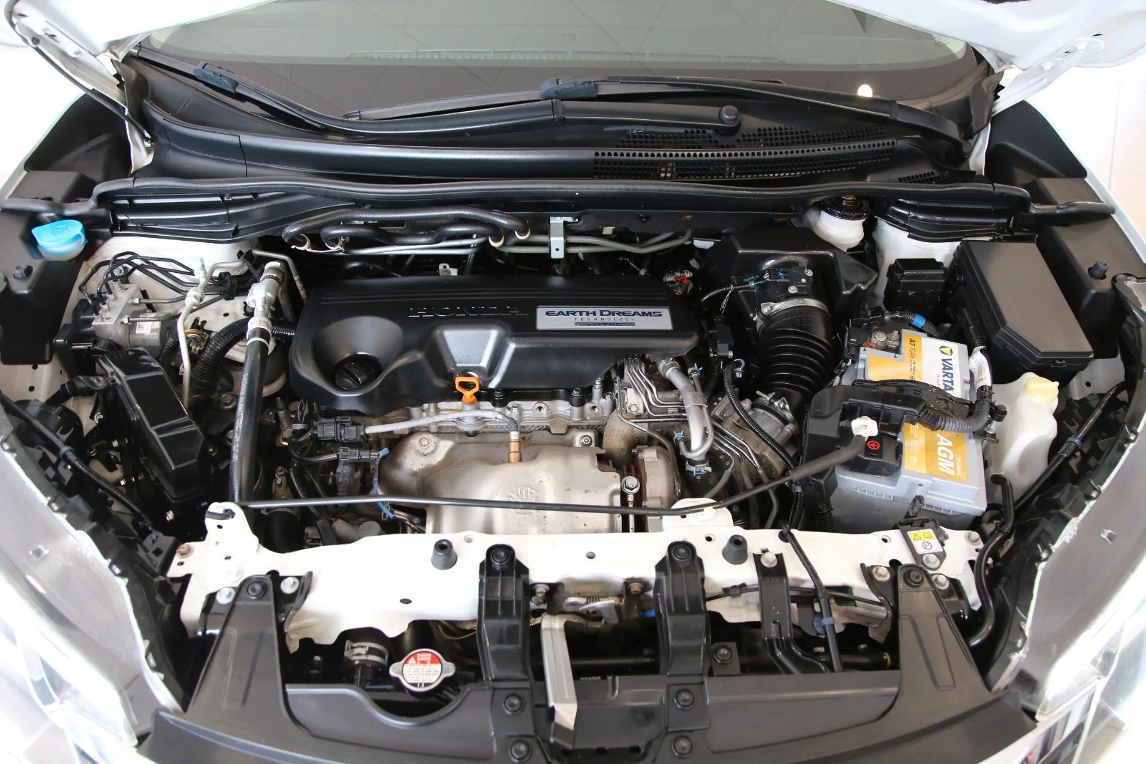 Honda CR-V Lifestyle 4WD RFK SHZ — photo 26