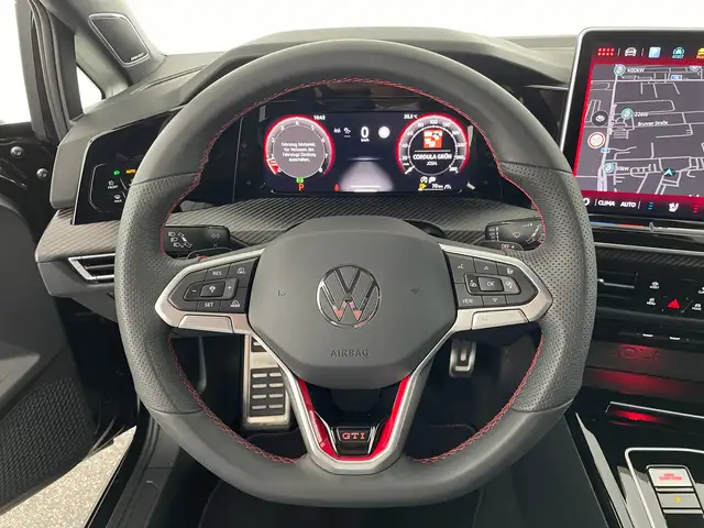 Volkswagen Golf view 13