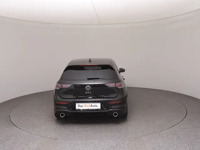 Volkswagen Golf view 6
