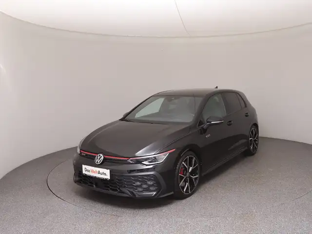Volkswagen Golf main image