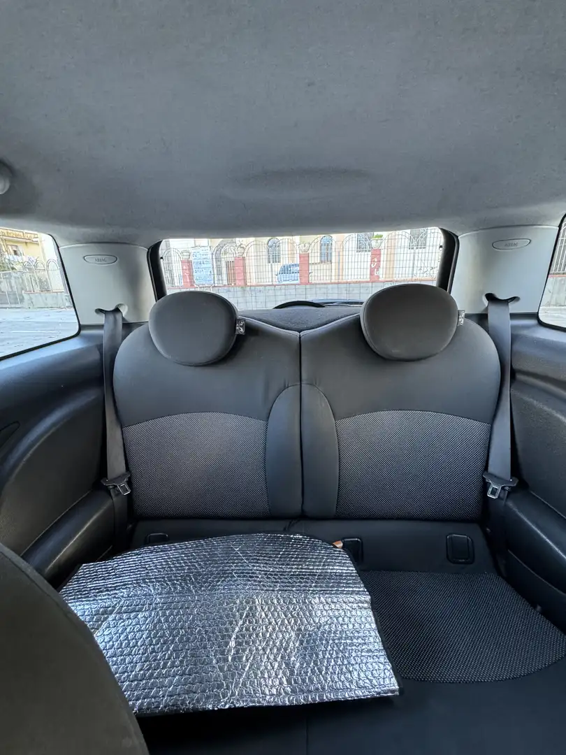 MINI Cooper D 1.6 - 2