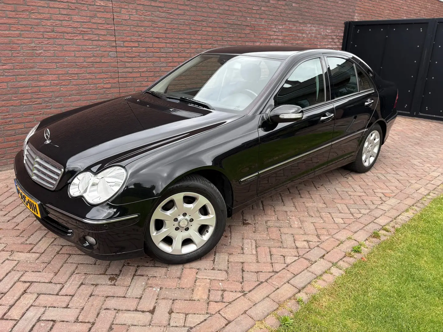 Mercedes-Benz C 180 K. Elegance Automaat Zeer Mooi ! Schwarz - 1