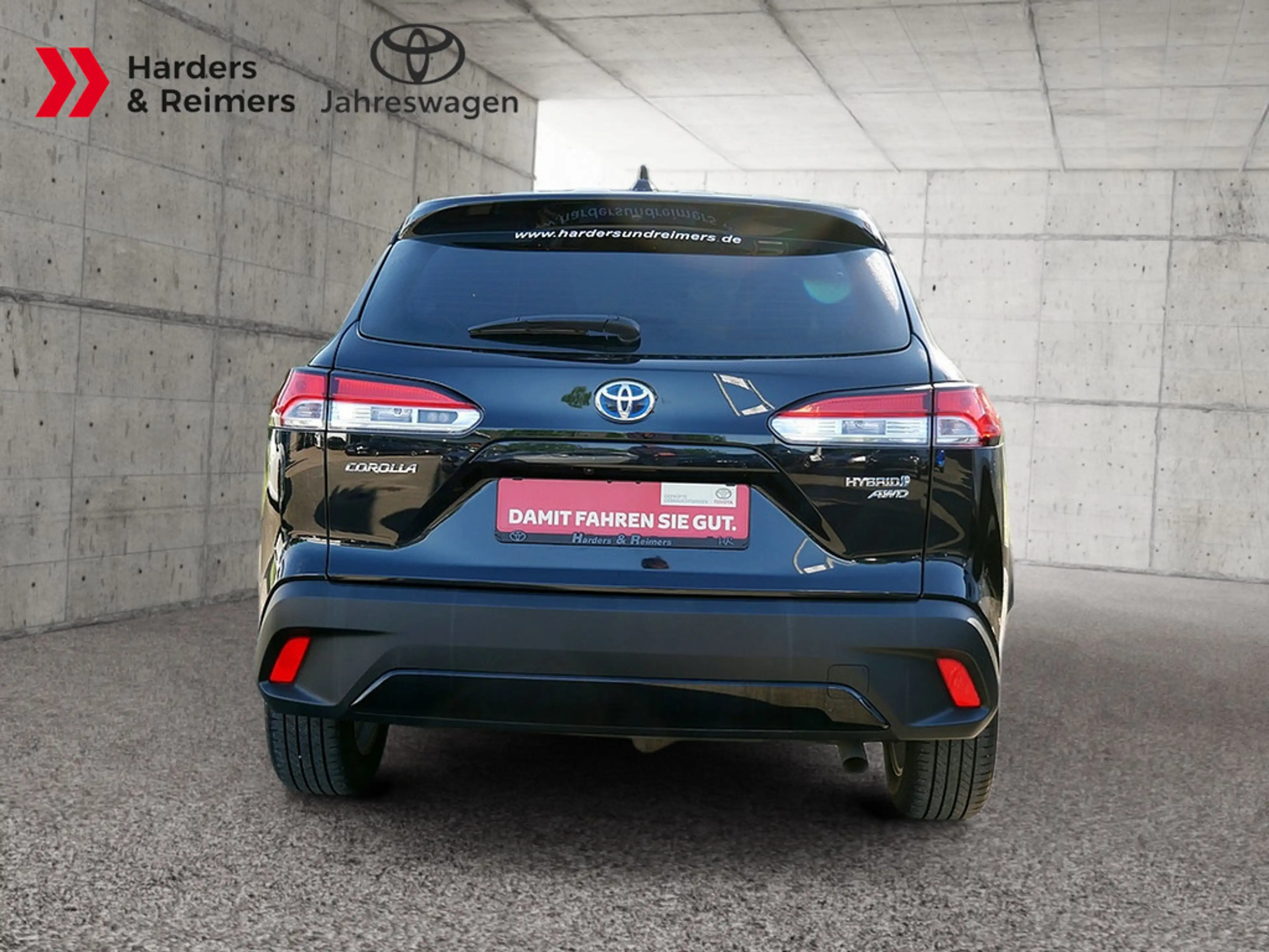 Toyota Corolla Cross 2.0 VVT-i Hybrid AWD Active LED — photo 6