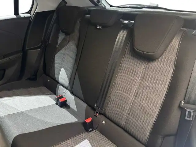 Opel Corsa-E view 9