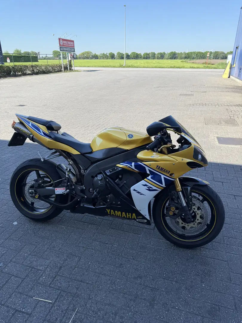 Yamaha YZF-R1 full power Amarillo - 1