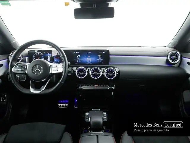 Mercedes-Benz Cla view 9