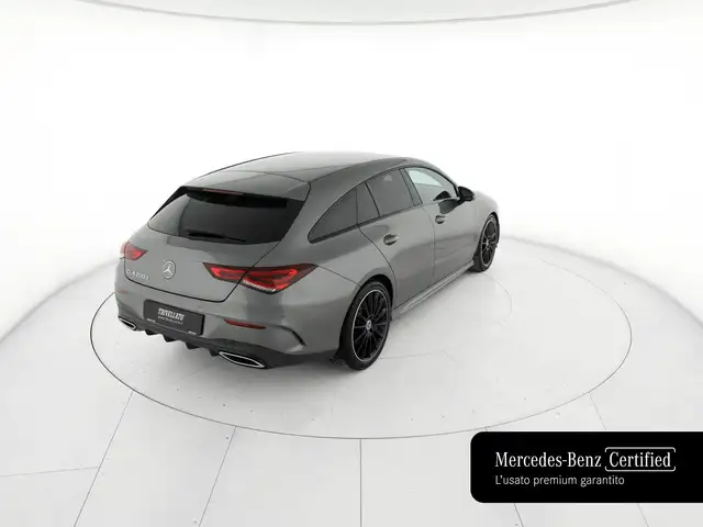 Mercedes-Benz Cla view 3